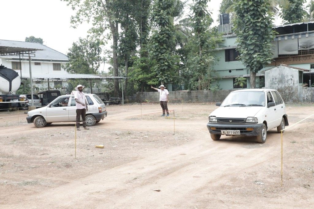 Outdoor practice ground, second view of driving practice